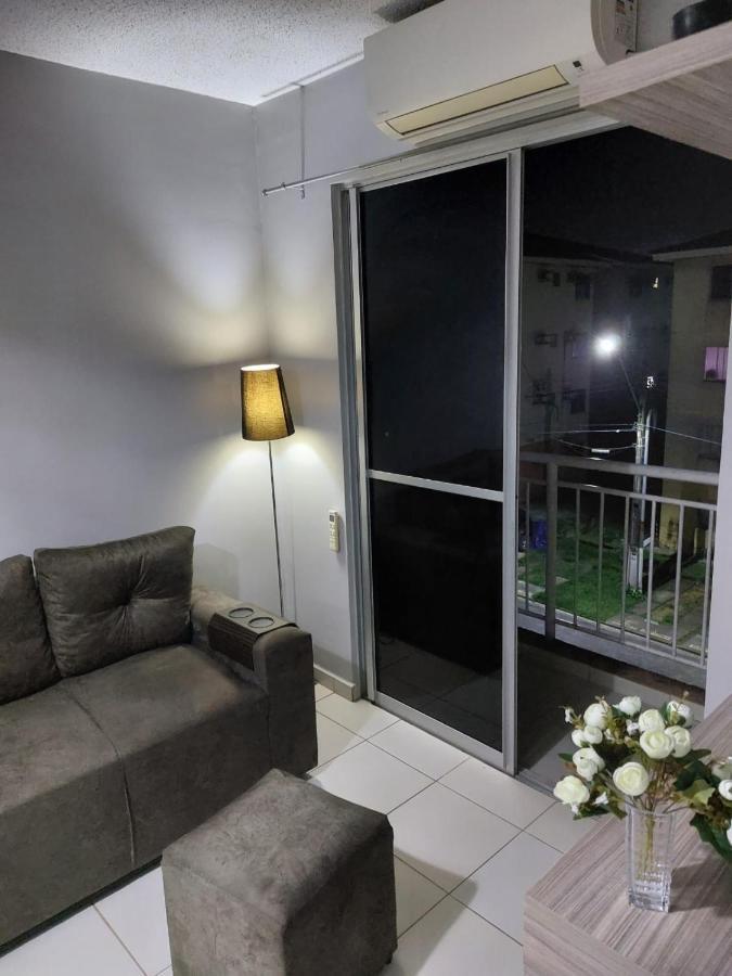 Apartamento No Condomínio Girassol Apartamento Manaos